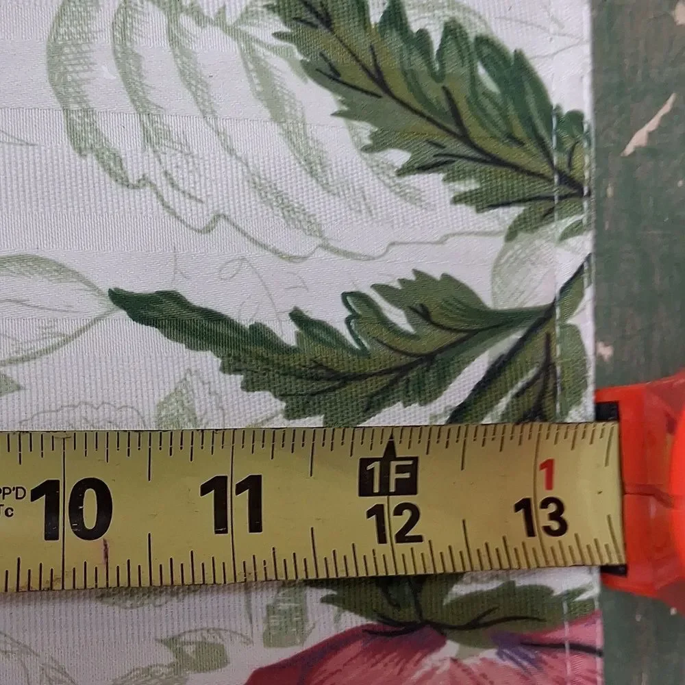 4 Reversible‎ Design Placemats 30 x 43
